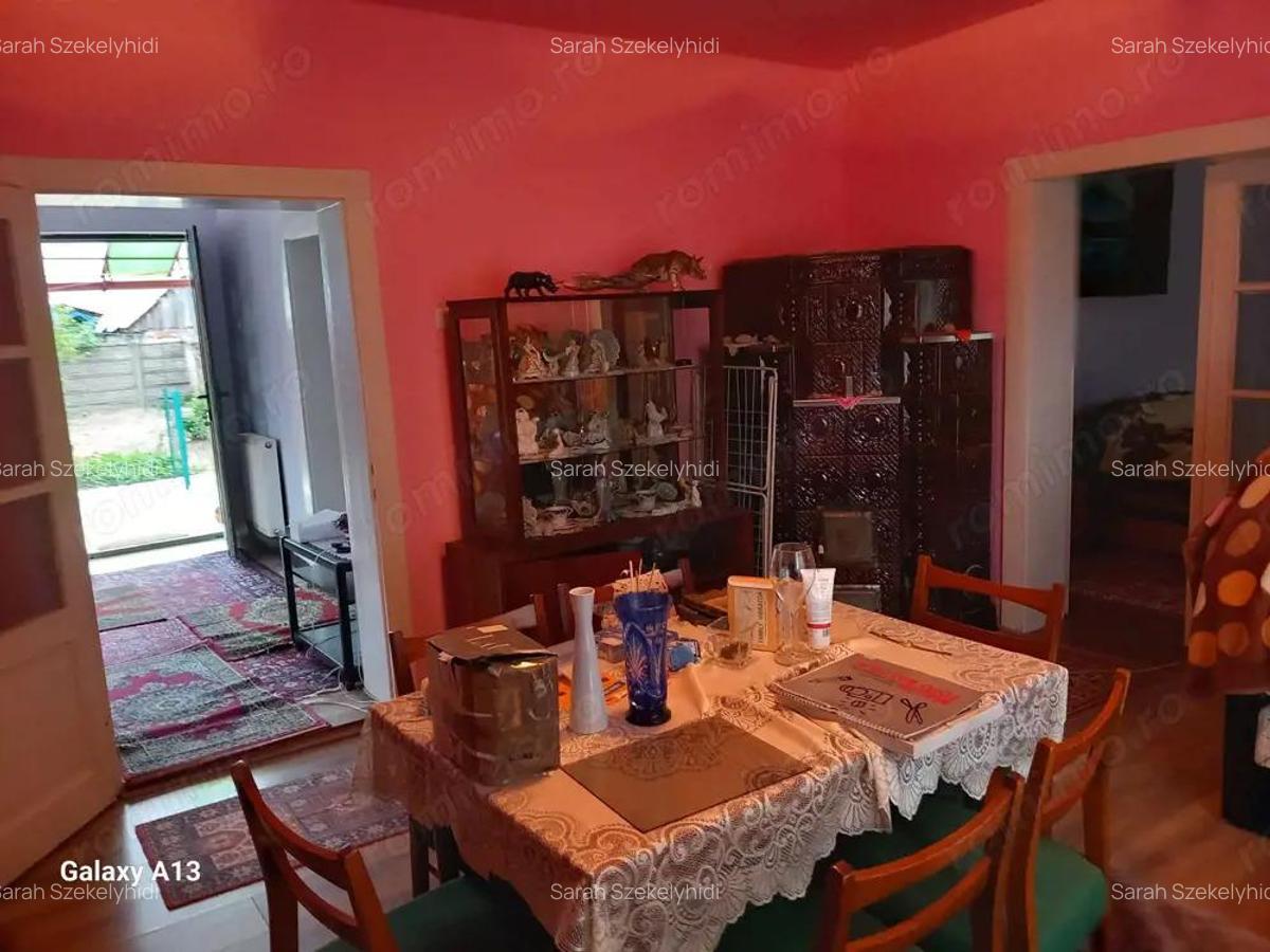 Ageuropa.ro vinde casa 3 camere cu teren 4.5 ari in zona UNIRII. - 6