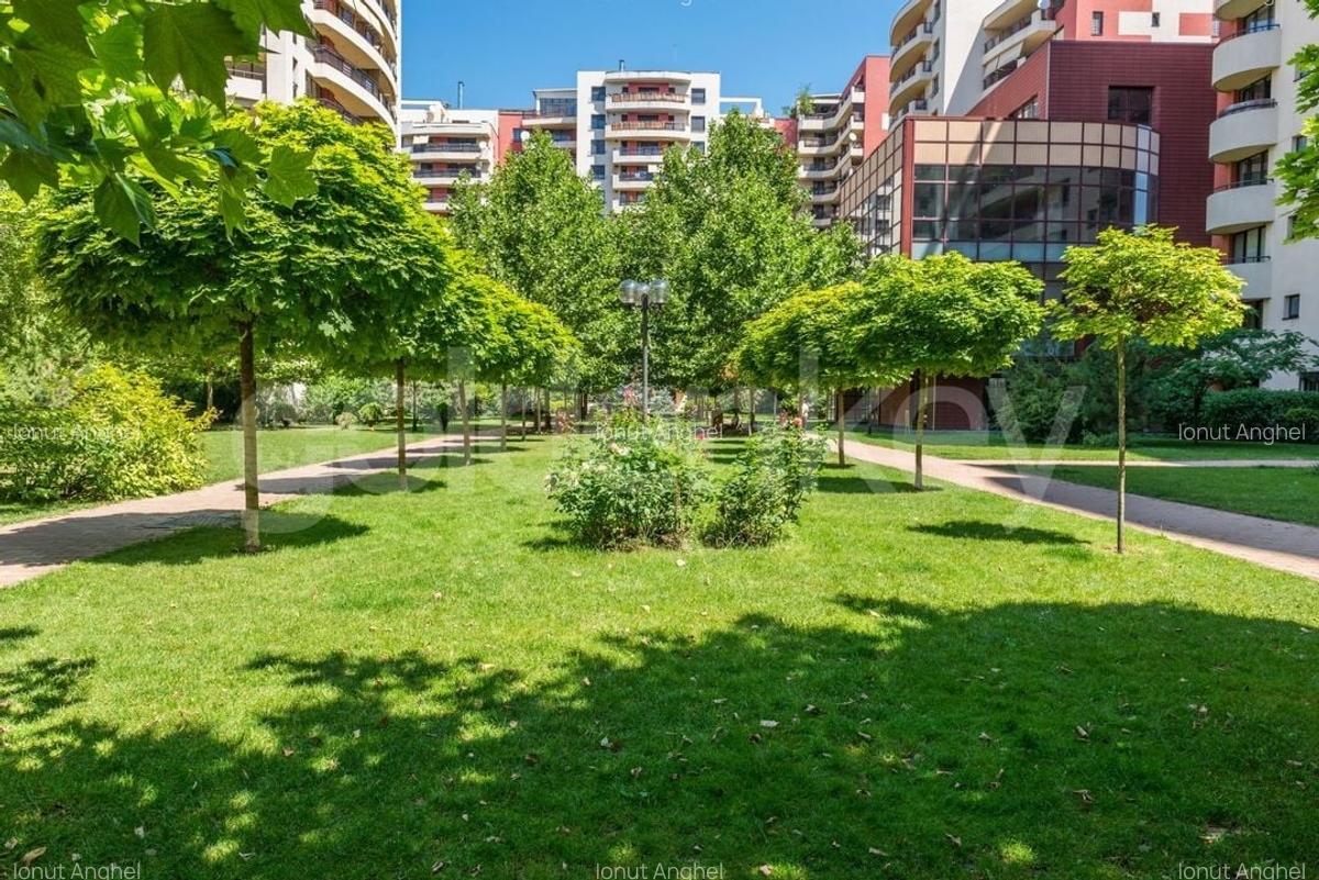 Vedere panoramica | Apartament generos cu 4 camere, 3 bai | 230mpc - 2
