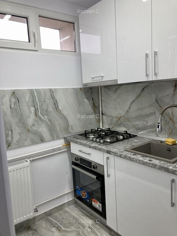 Titan - 4 minute Metrou Costin Georgian - Garsoniera MODERNA - 4