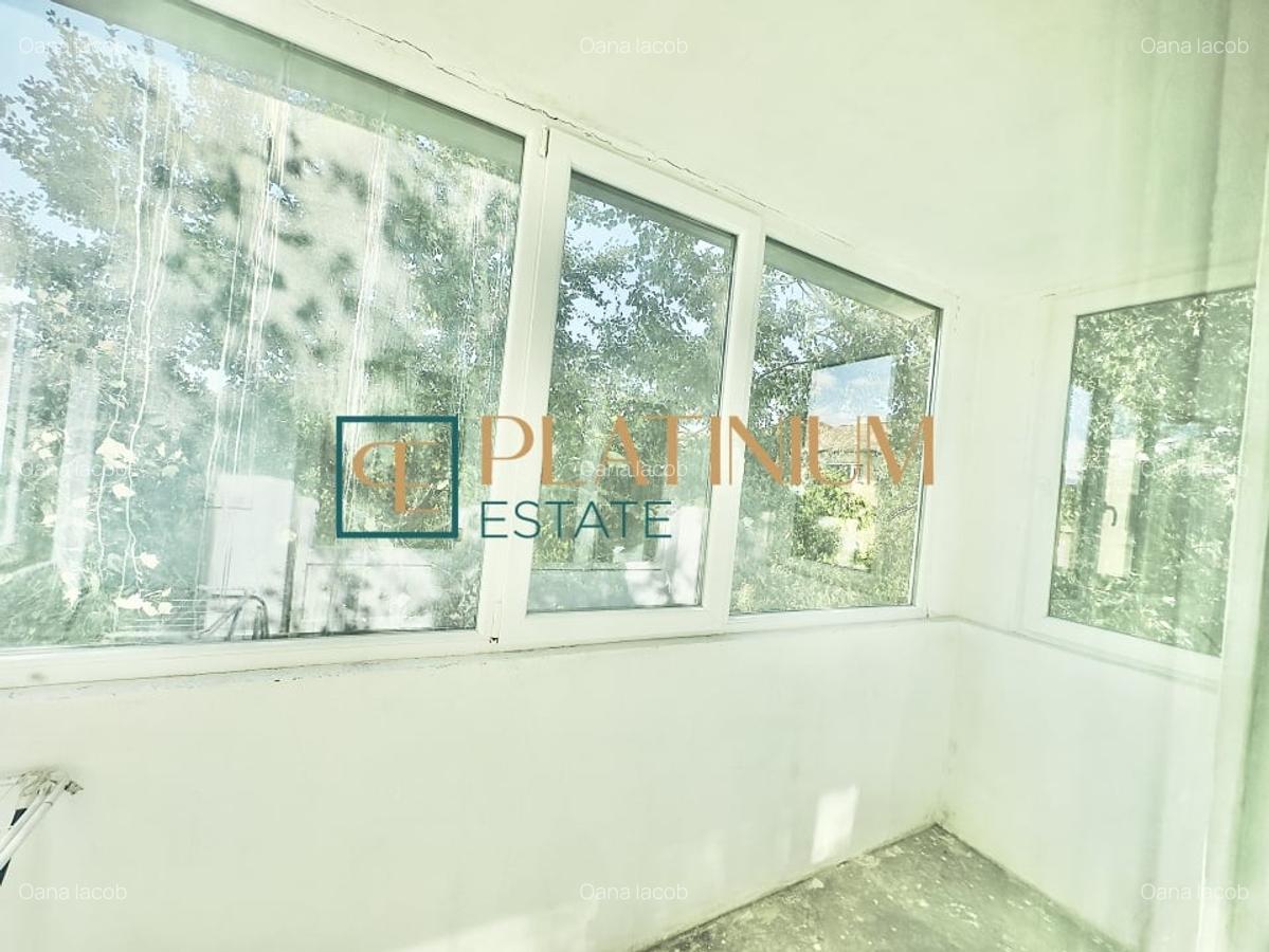 Apartament cu 3 camere decomandat în Girocului - 9