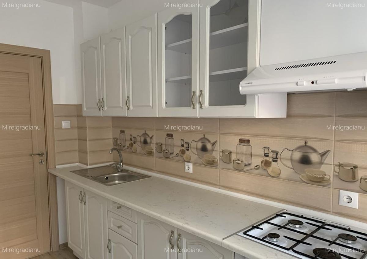Inchiriez Apartament 3 camere complet renovat in Drumul Taberei - 2
