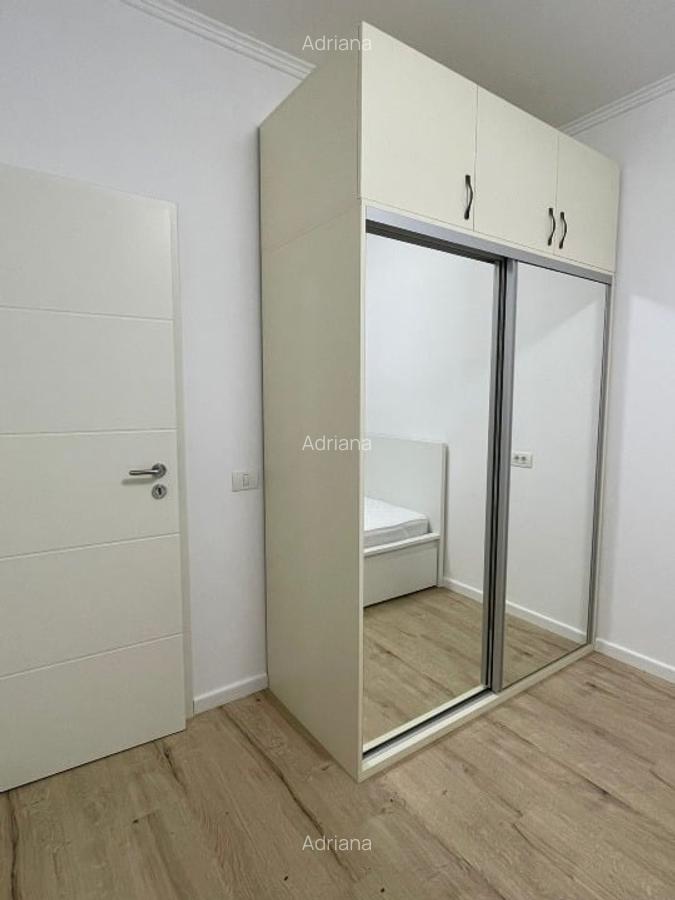 Inchiriez apartament + loc de parcare - 2