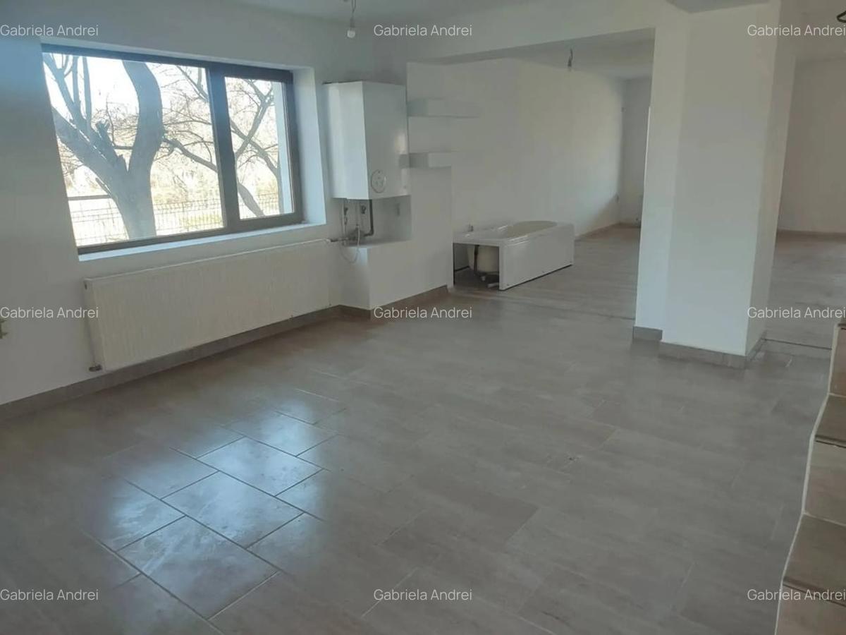 Casa 5 Camere Buftea | Foarte Aproape de Parc | Toate Facilitatile - 9