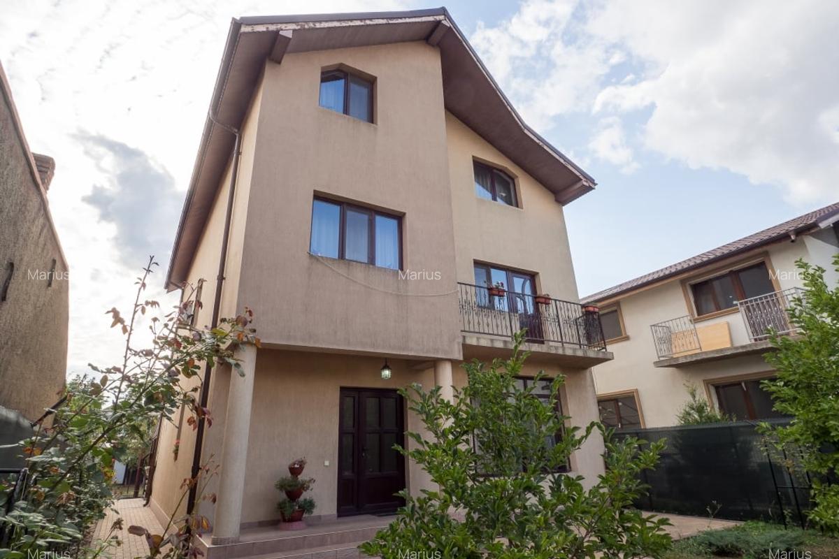 Vila individuala 7 camere Afumati, rezidentiala sau HoReCa, curte 608mp - 2