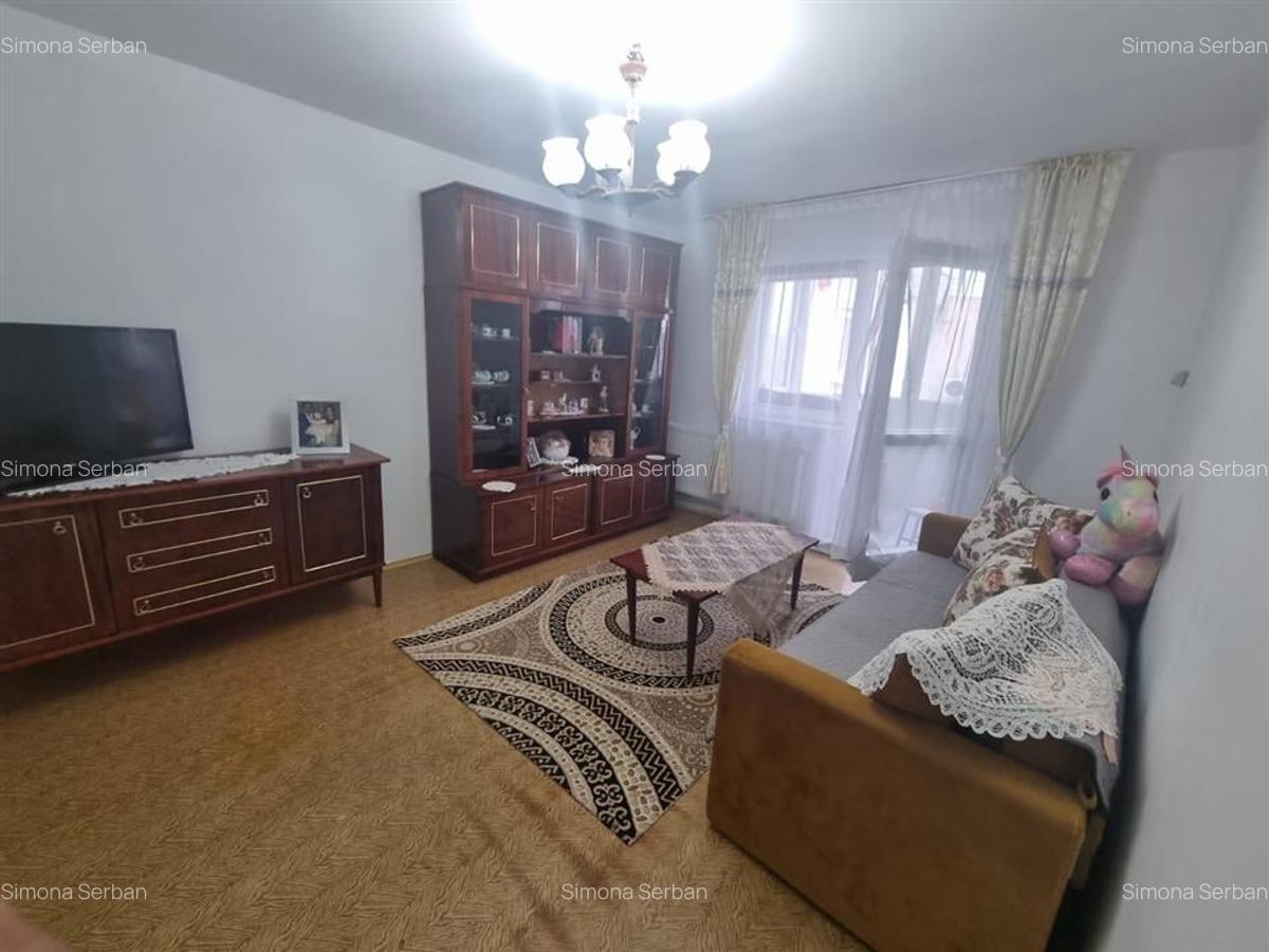 Apartament cu 3 camere decomandat, mobilat în Central - 14