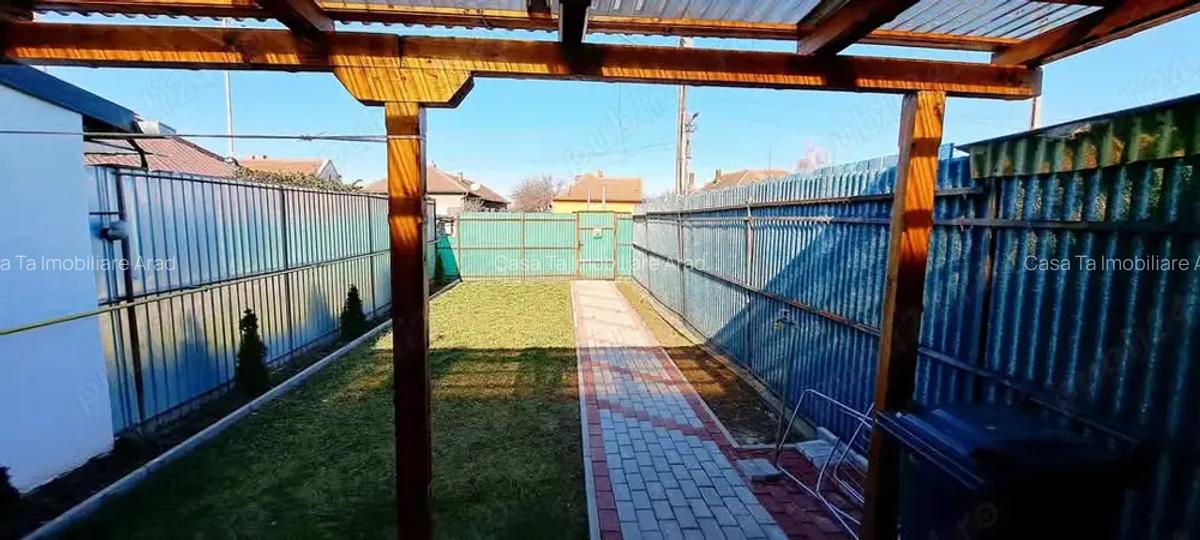 Casa pe str. M. Eminescu, Ineu, Arad - 10