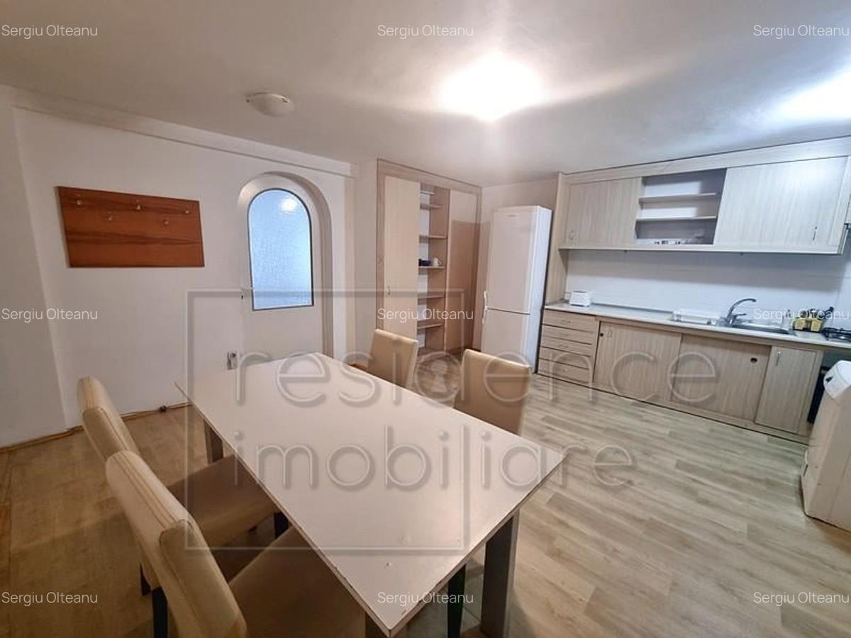 1 Octombrie! Apartament 3 camere separate, Zorilor, zona UMF - 7