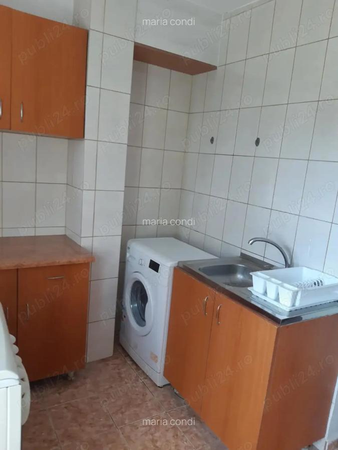 Inchiriez garsoniera curata, decomandata, 40 mp, bloc mixt, zona Baicului sector 2, etaj 4 din 4 - 5
