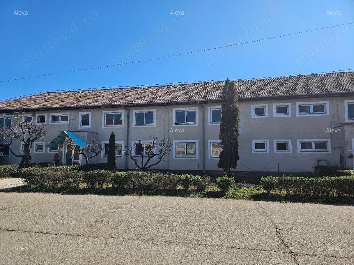 Vand Hale cu teren Zona Metro,( fosta fabrica),teren 14500 mp ,Hale 9 cladiri P+E, platf betonate - 6