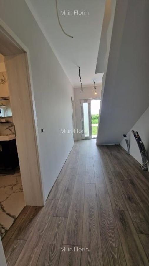 Proprietar Duplex P+M Cochet intrare Remetea - 159.900 Eur - 14