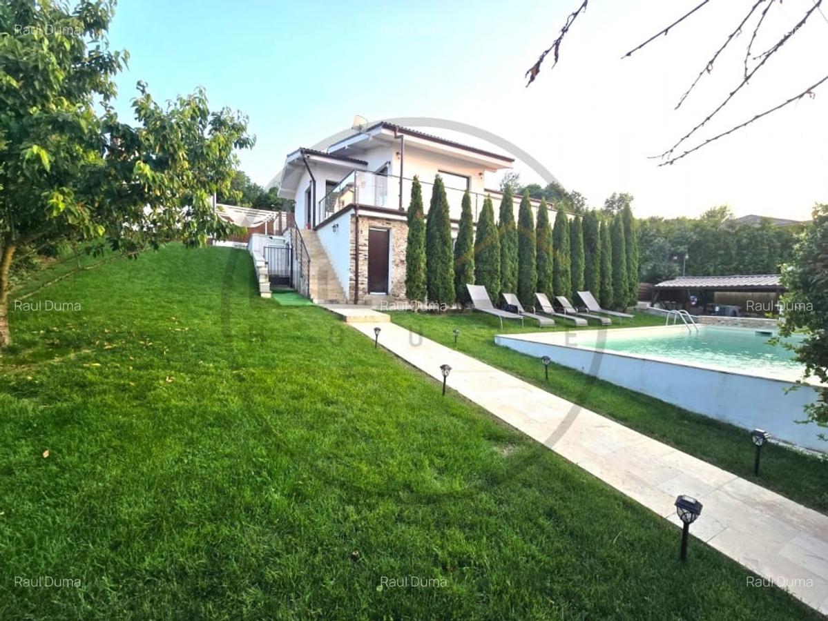 Casa de vanzare stil Victorian, 1100 mp teren, 210 utili, Feleac - 1