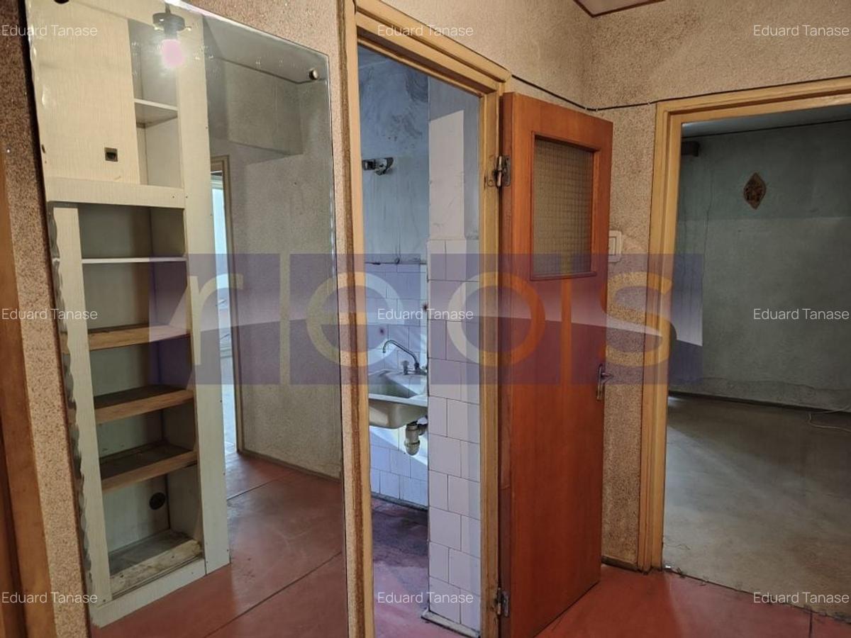 De vanzare apartament decomandat 4 camere zona Apsului - Militari - 6
