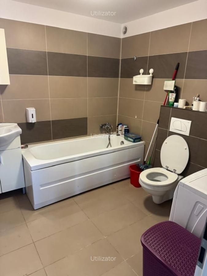 Propietar închiriez apartament 3 camere - 3