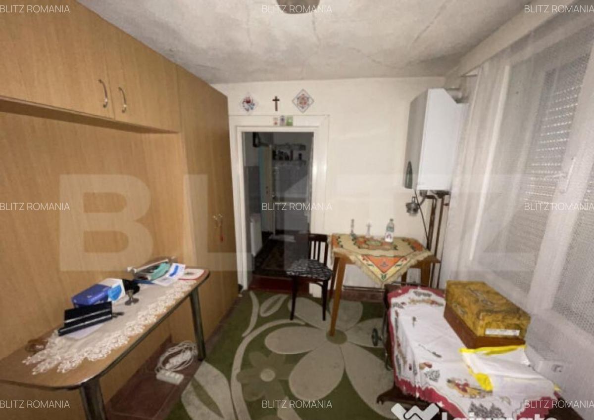 Casa de vanzare, 45mp, zona Titulescu - 4