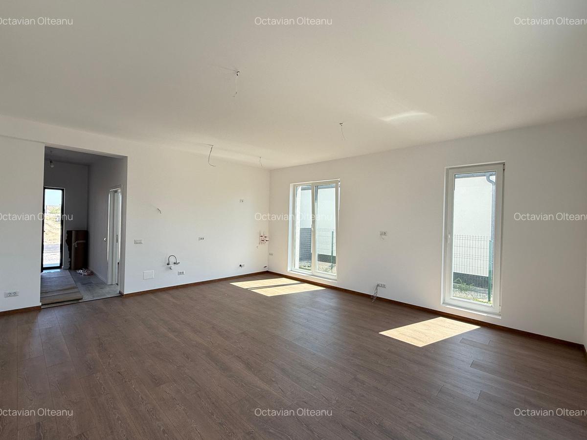 Casa individuala | Parter | 3 camere | 2 bai | Ansamblu rezidential - 5