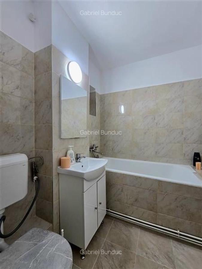 Apartament cu 3 camere decomandat în Gării - 15