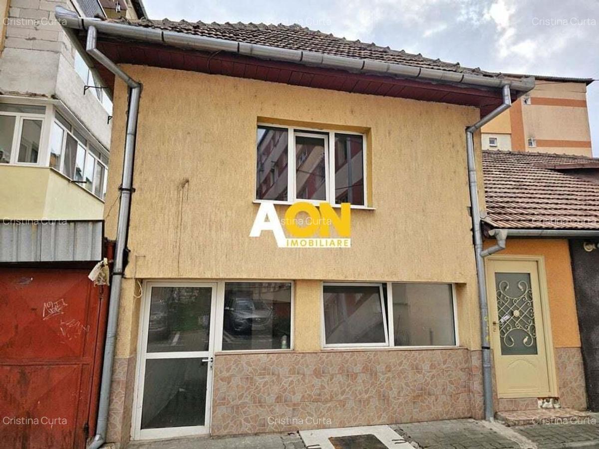 Casa de locuit si spatiu comercial, Cetate - 1