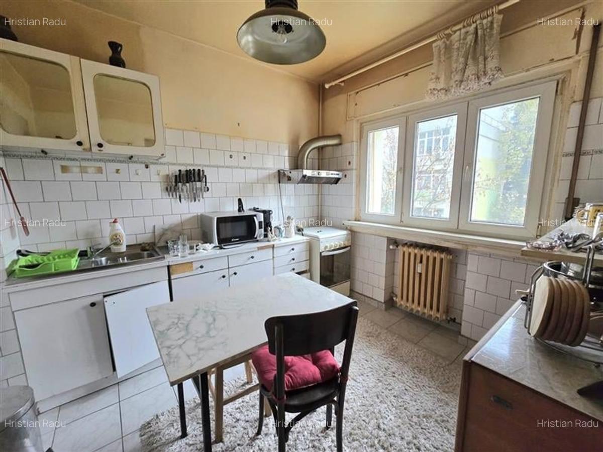 OCAZIE RARA! AP.4 CAM.DECOM.ET2/3 GARAJ SI BOXA SECTOR 1 PAJURA - 28