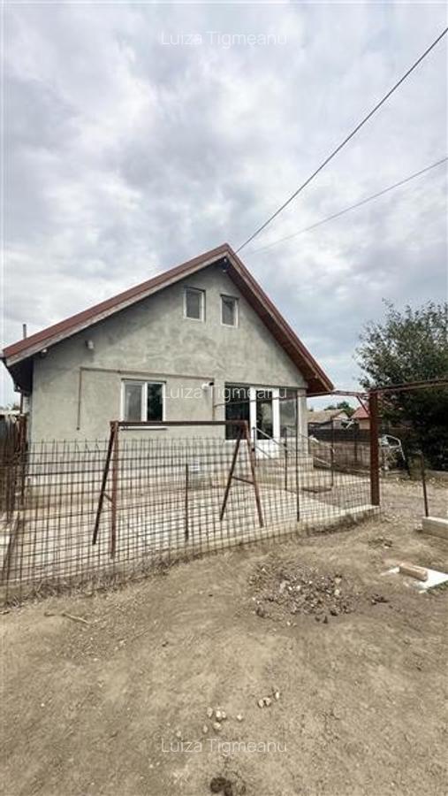 Casa de vanzare in Poiana cu Teren de 350 mp - 16 Casa de vanzare in Poiana cu Teren de 350 mp - 16