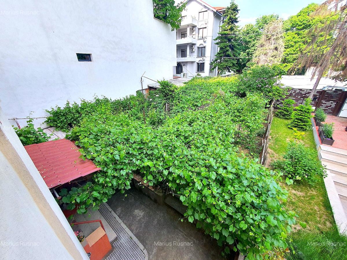 Apartament de vanzare in vila cu curte de 300mp MENUETULUI- Piata Presei Libere - 6