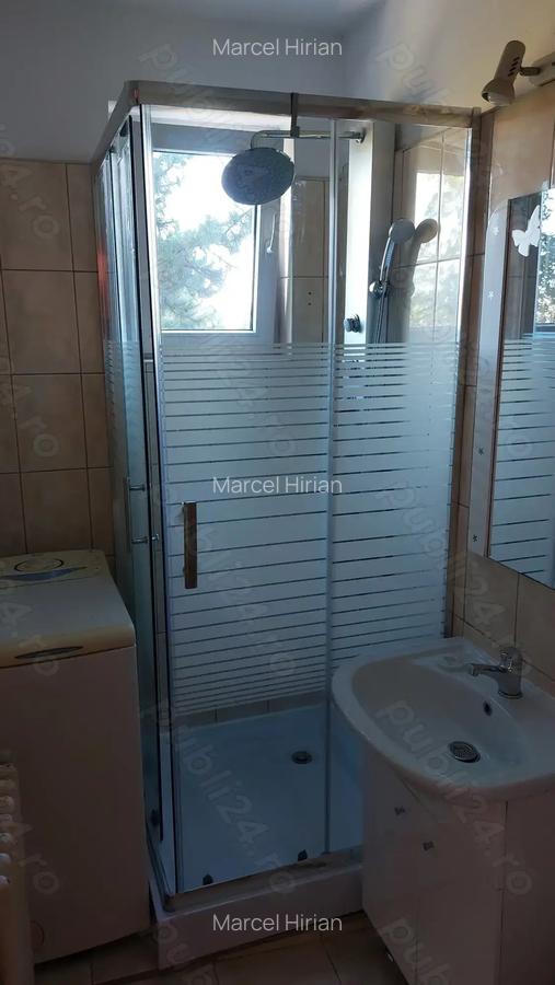 Inchiriez apartament 2 camere - 4