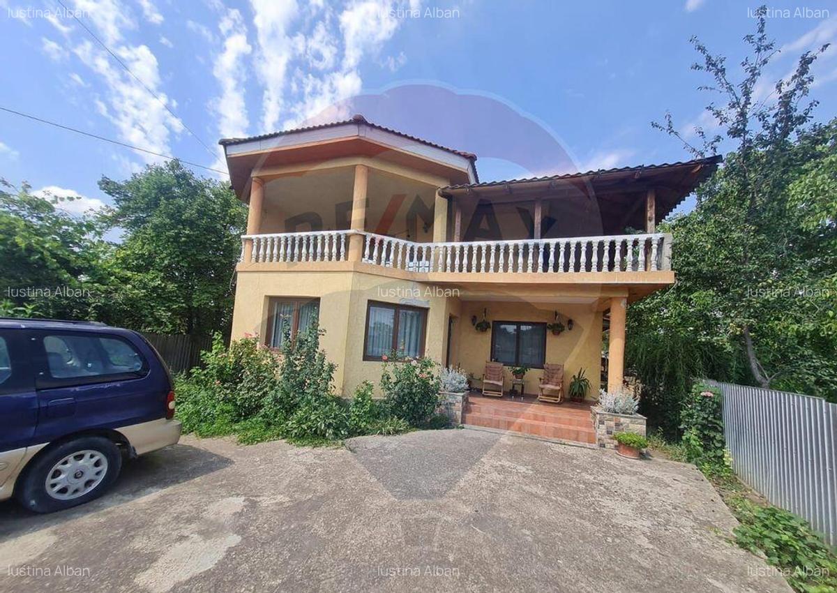 Casa / Vila cu 6 camere in Jorasti - 3