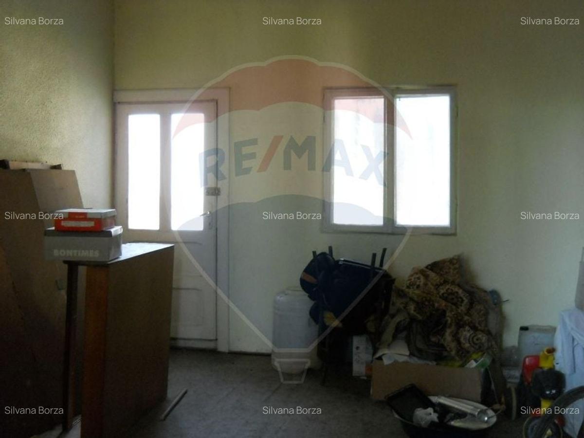 Casă cu 10 camere în Gării - 6