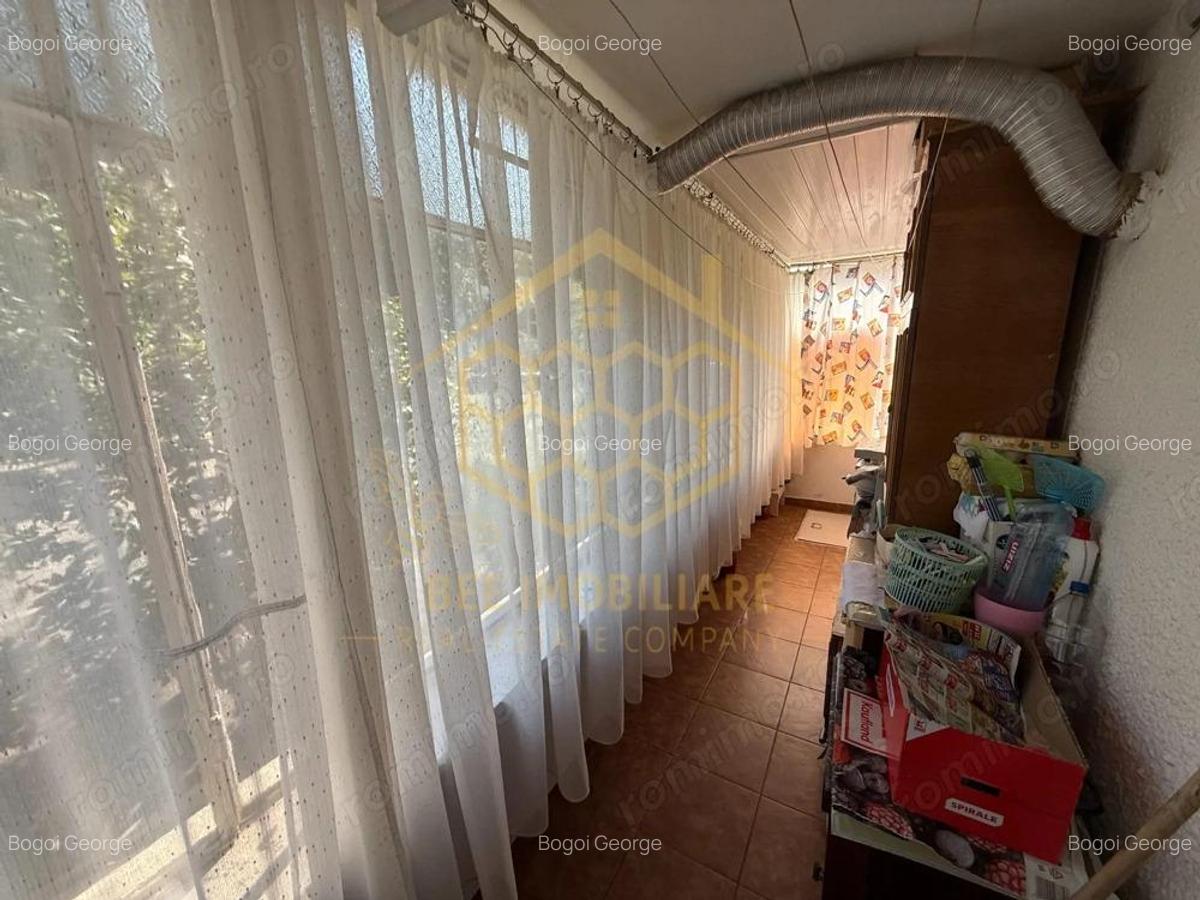Apartament 3 camere , decomandat in 1Mai - Comision 0% - 12