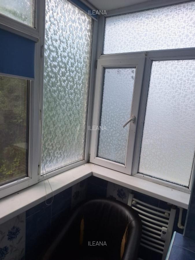 Km.4-5,școala 37 ,apartament 2 camere - 10