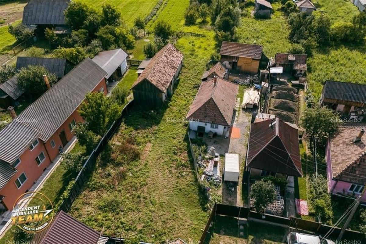 FILM!  2.000 mp teren intravilan, cu utilitati, apreciabil areal, Covasna - 13