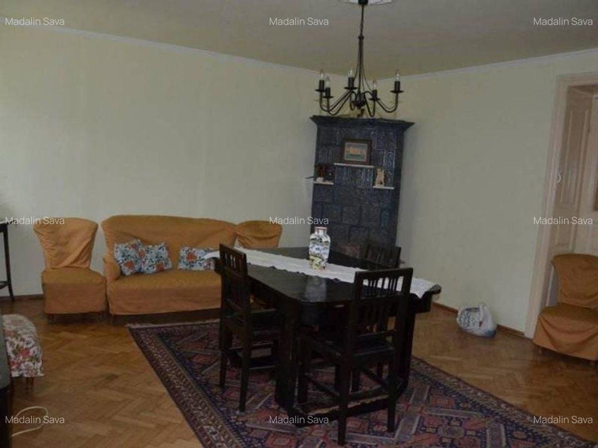 ARMENEASCA - UNIVERSITATE  - 6 camere stradal, locatie deosebita - 10