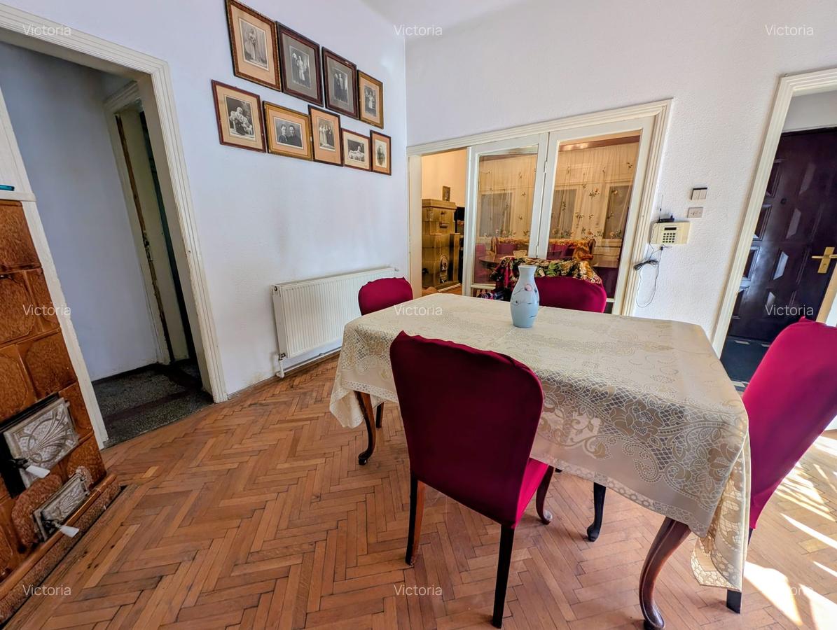 Apartament la parter de vila eleganta P+1 cu doar 2 apt,Parcul Carol,1/2 curte - 6