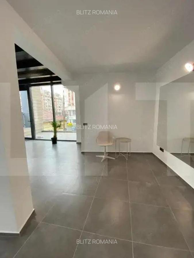 Cladire de sticla, 230 mp, zona Cipariu, ideal sediu firma/clinica - 5