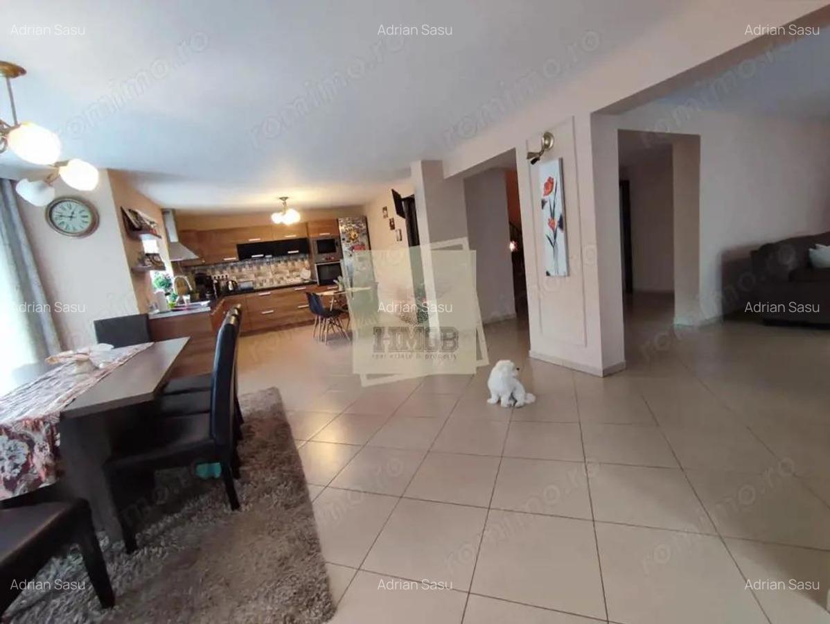 Casa cu 4 camere 3 bai garaj inchis si teren 1100 mp in Tocile - 11