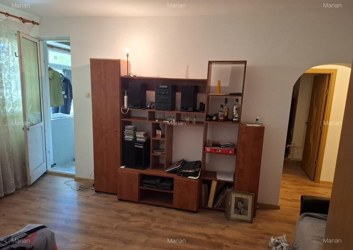 Proprietar,apartament 3 cam Vila(nr.31),Pajura,str.Presei,renovat,et.2 - 4