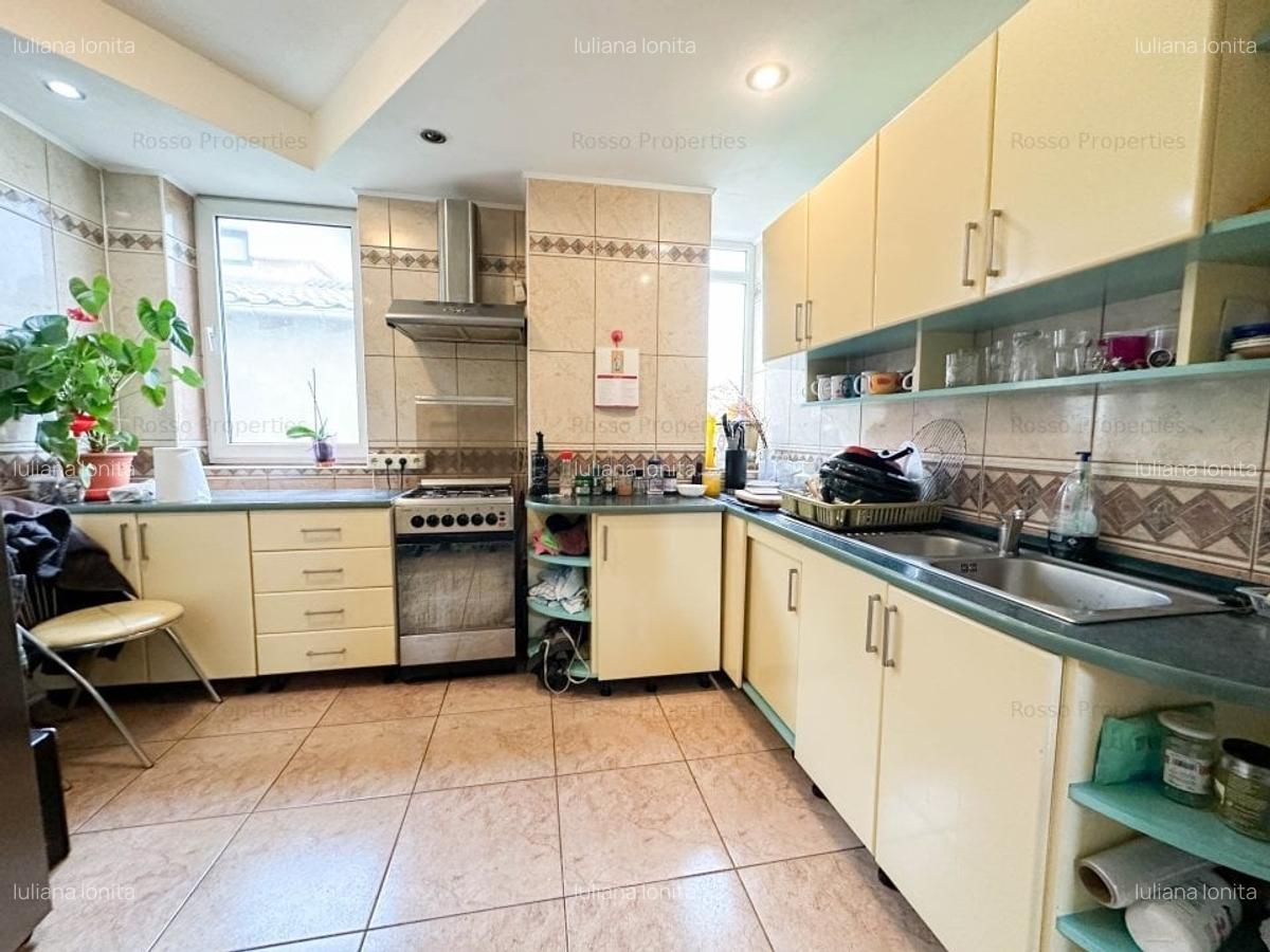 Imobil cu destinatie locuinta, pretabil afacere domeniul medical, social - 2