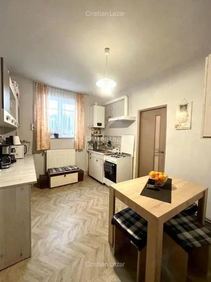 Apartament cu 3 camere la casa cu acces auto in curte Centru Oradea - 4 Apartament cu 3 camere la casa cu acces auto in curte Centru Oradea - 4