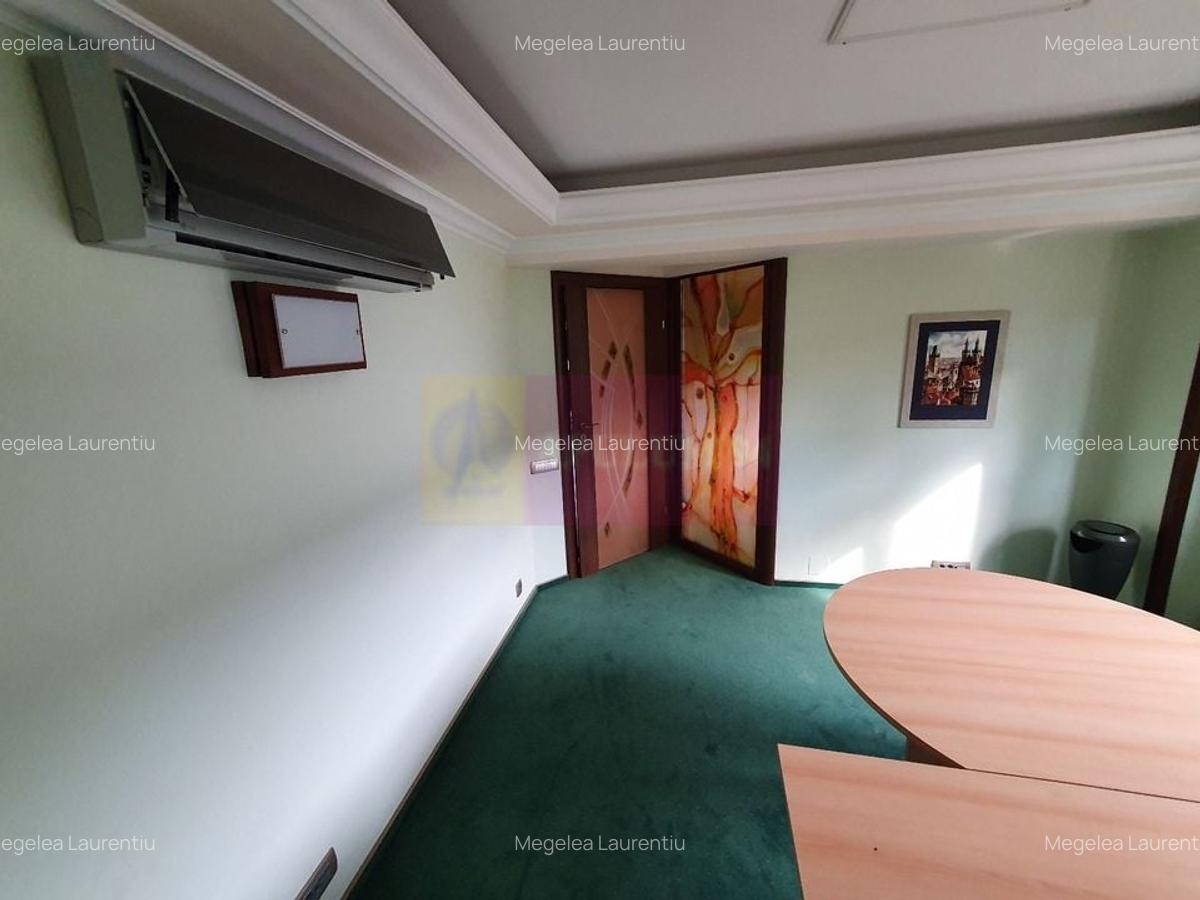 Apartament cu 3 camere de vanzare in Campina - Zona ultracentrala - 5