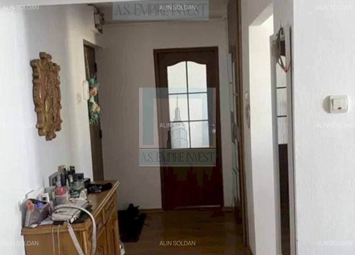 Apartament cu 3 camere decomandat în Răcădău - 5