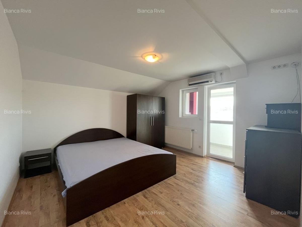 Apartament deosebit de vânzare - mansardă spațioasa - 14