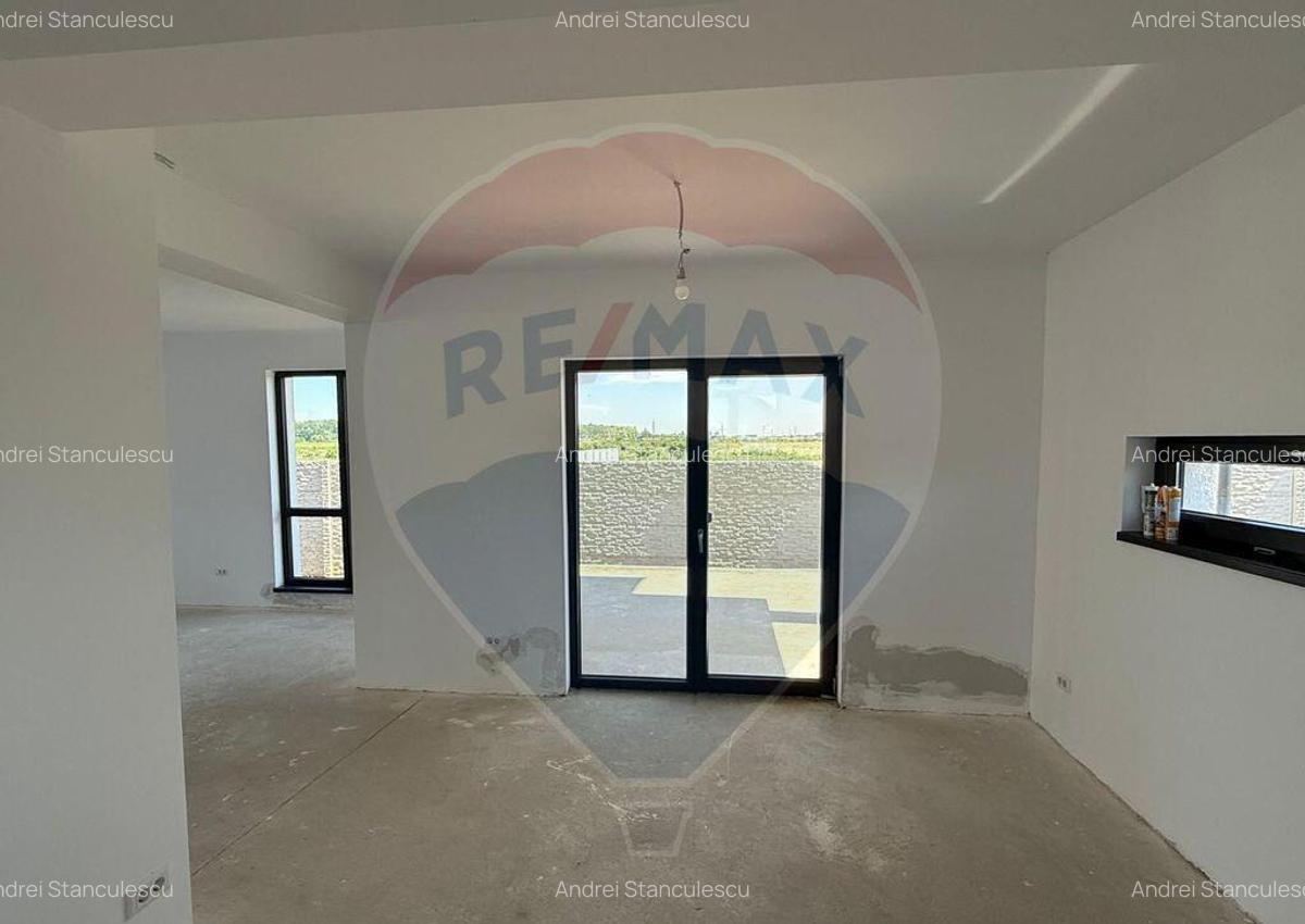 VANZARE Vila cu 4 camere in Pantelimon - 8