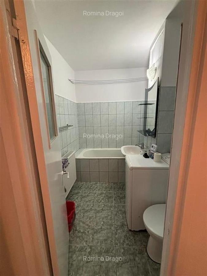 Garsonieră decomandată în Răcădău - 5
