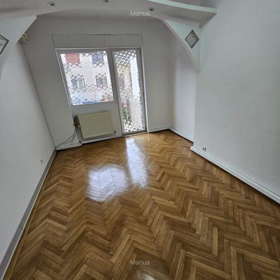 4 camere Victoriei - 2