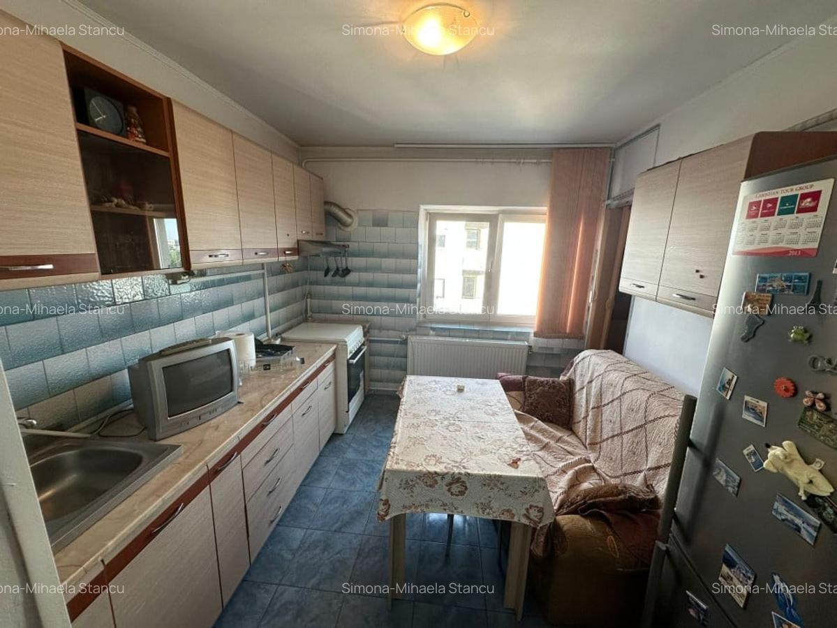 2 camere | Uverturii | Militari | Lujerului | Virtutii | metrou 3' - 6