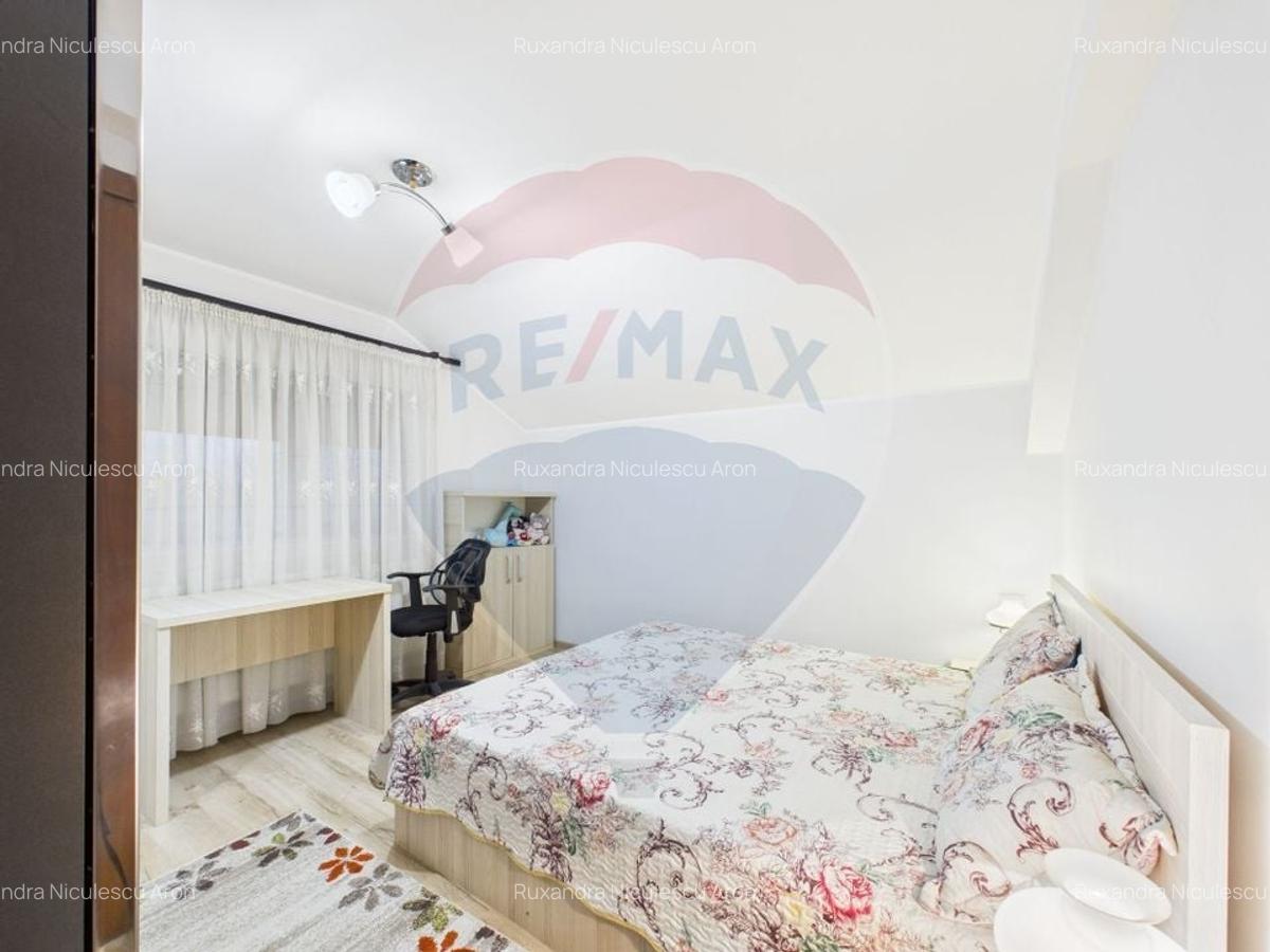 Casa / Vila cu 5 camere de vanzare in zona Central - 9