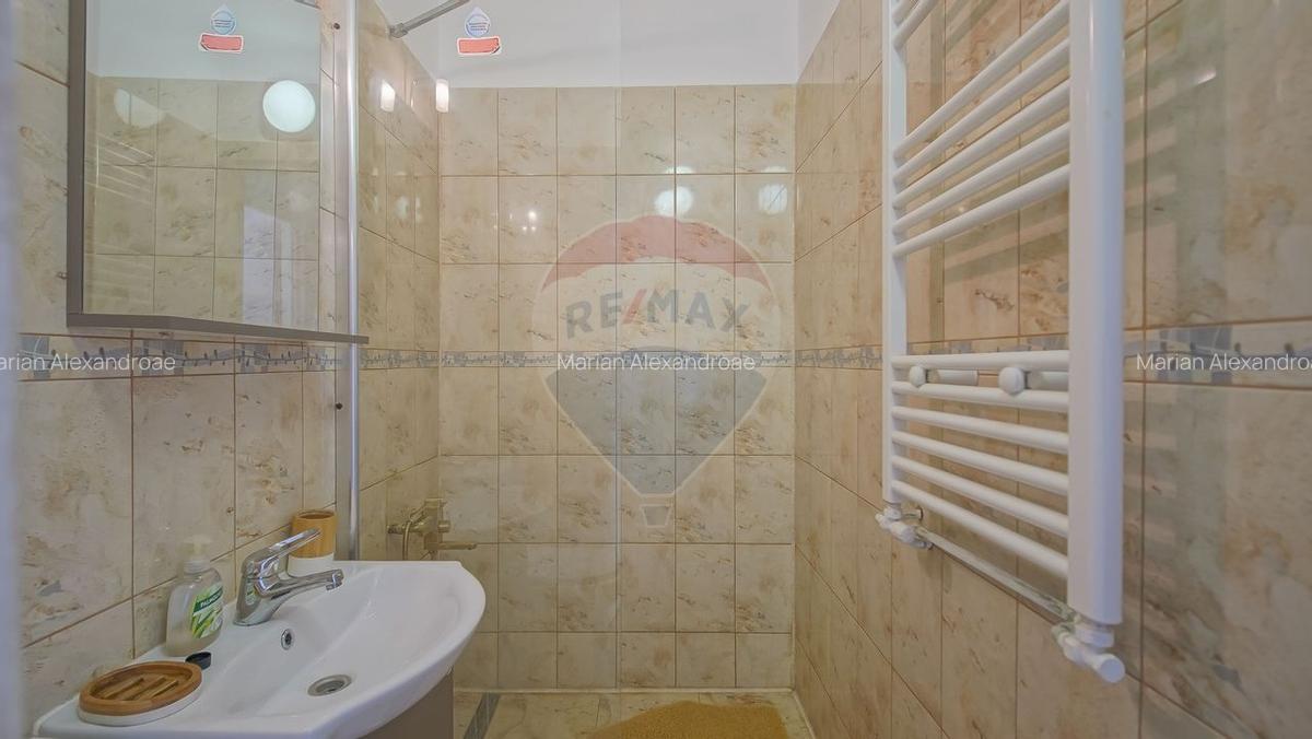 Apartament cu 3 camere semidecomandat, mobilat în Nord - 12