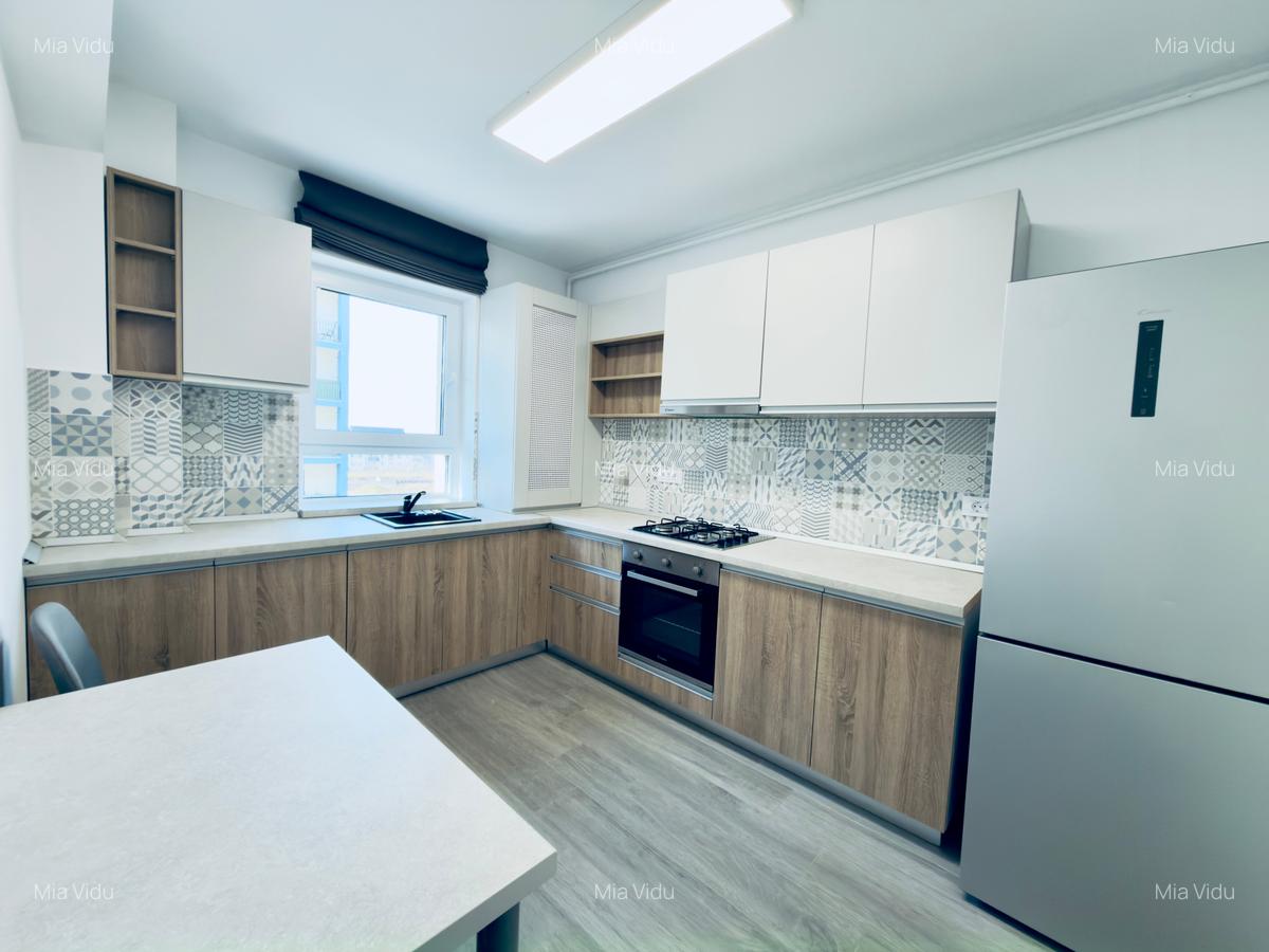 Apartament cu 2 camere de inchiriat in zona Tractorul,et 4/8 cu loc de parcare - 9