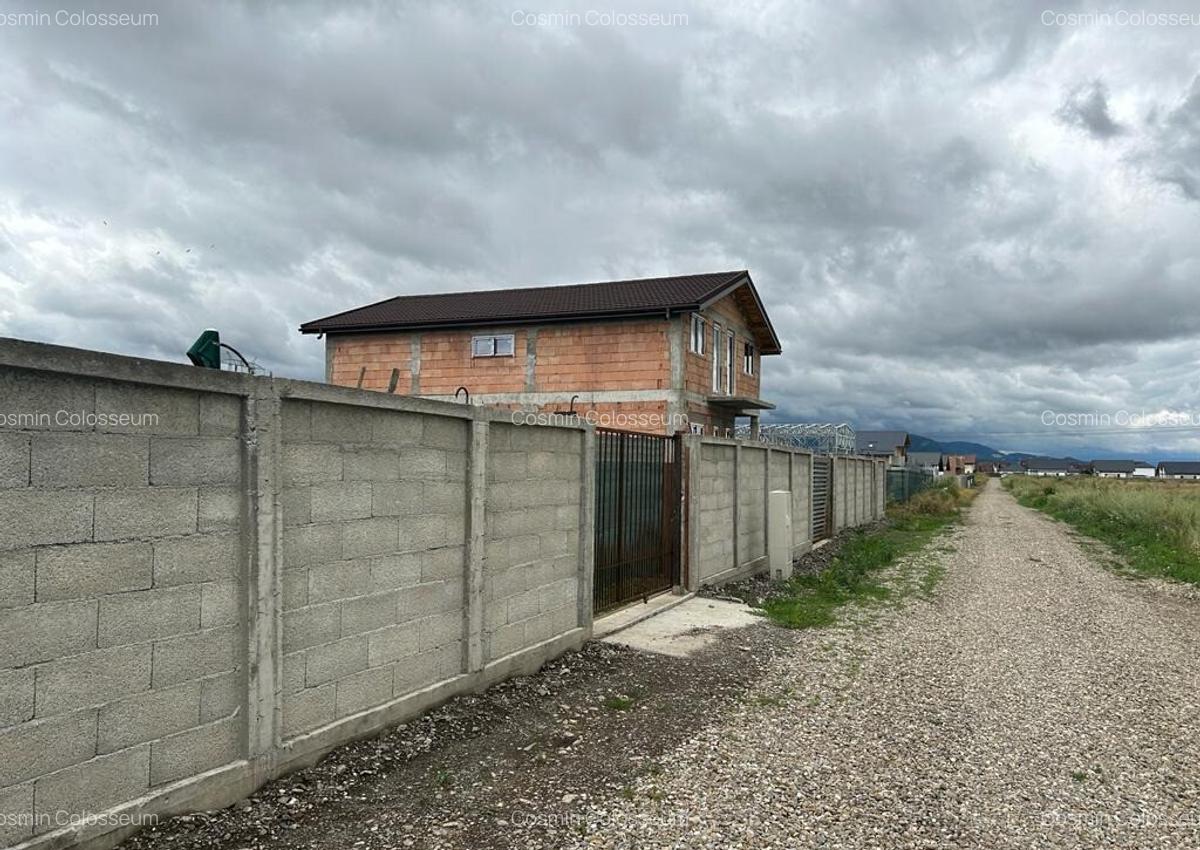 Teren de casa intravilan, zona Tarlungeni - Izvor! - 4