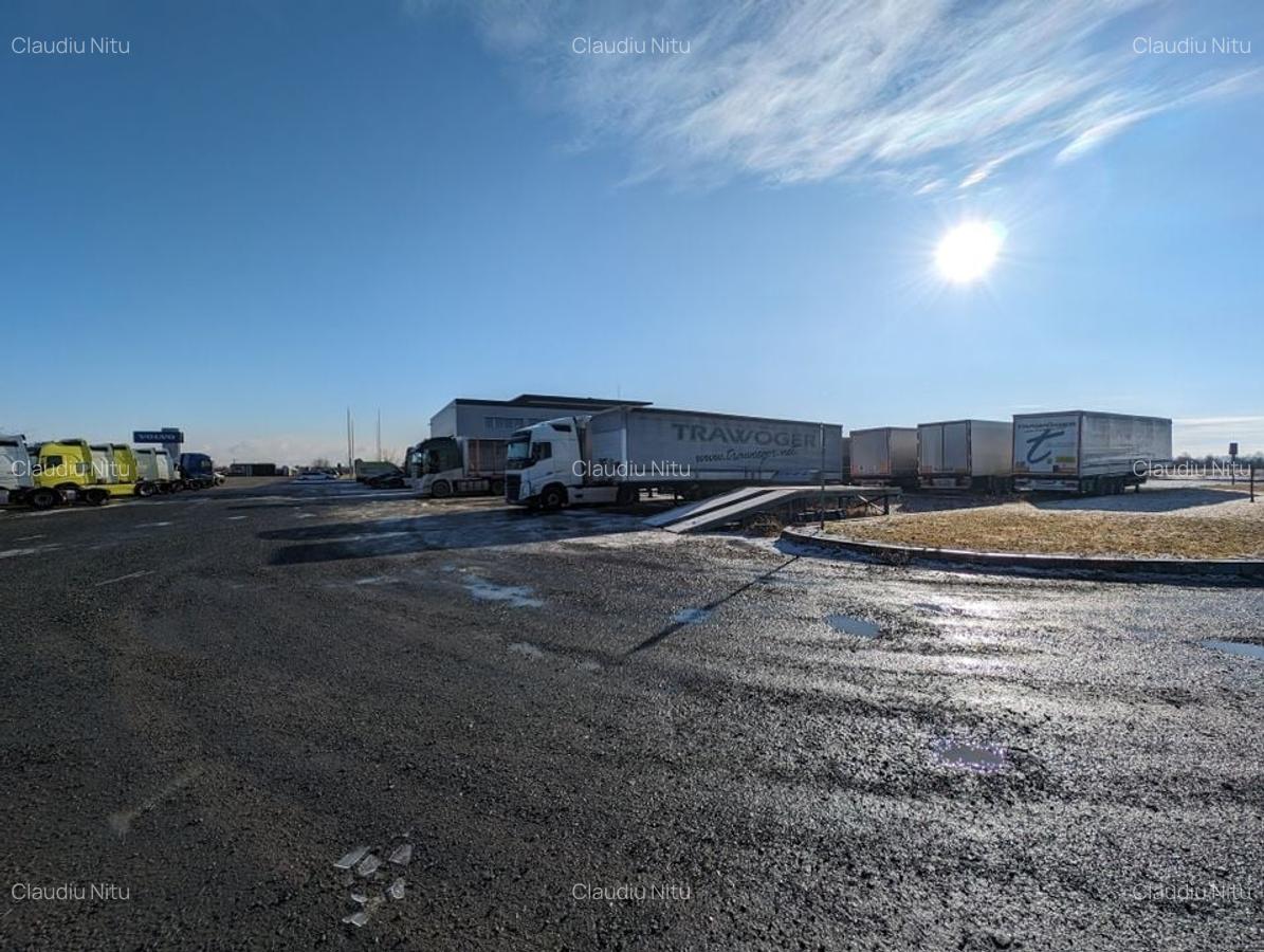 Hala cu teren generos langa acces A1 - 21