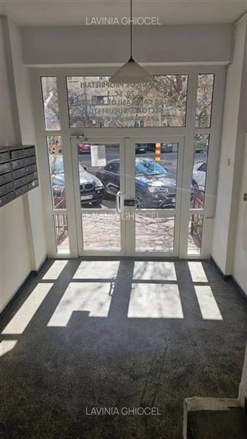 Piata Muncii-Calea Calarasi, apartament 3 camere, decomandat, mobilat-utilat, bl - 34